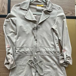 LOLE Women’s Jacket. Color stone. Size XS.